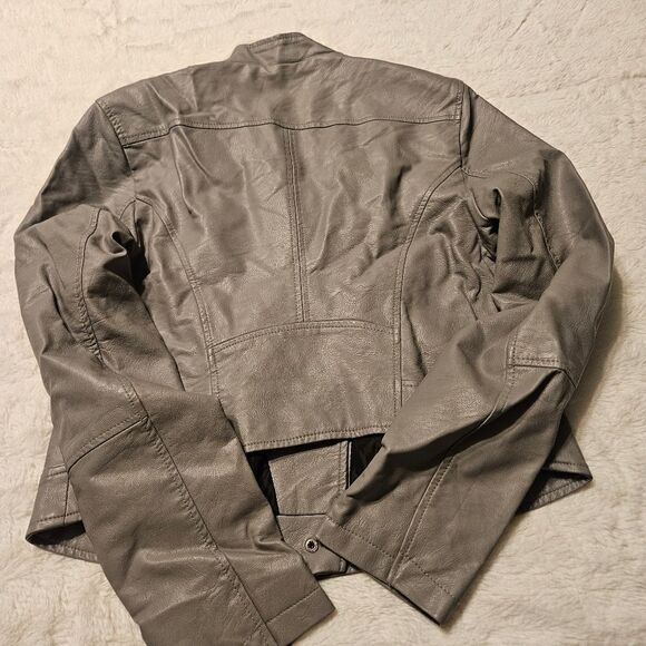 Metaphor jacket  - Picture 9 of 9